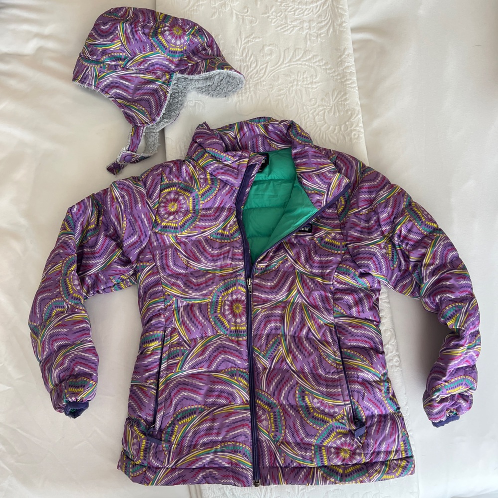 Patagonia puff down jacket and hat